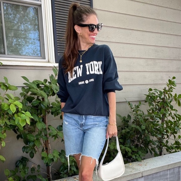 Meet your Posher, Ashley - Picture 1 of 1